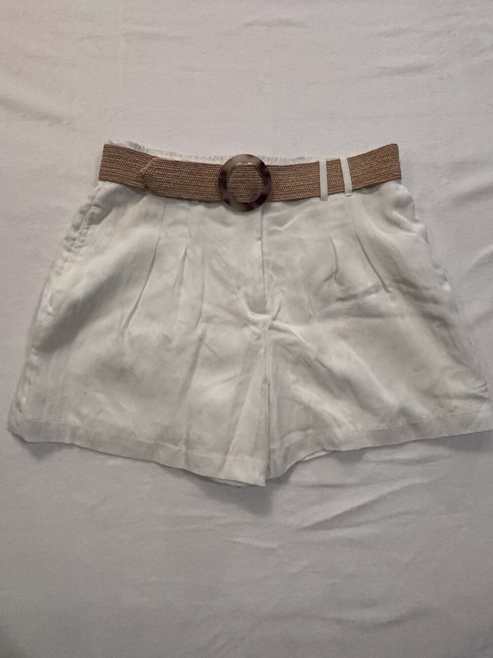 Nine West High-Rise Pleated Belted Shorts White Size Large